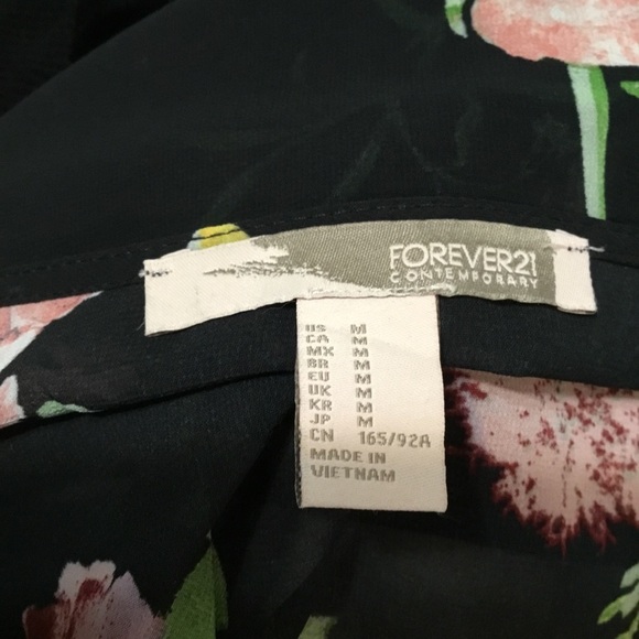 Forever 21 Contemporary Floral Blouse - Picture 4 of 6